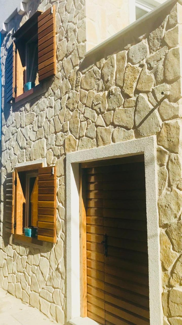 Apartman Bervida Murter Exterior foto