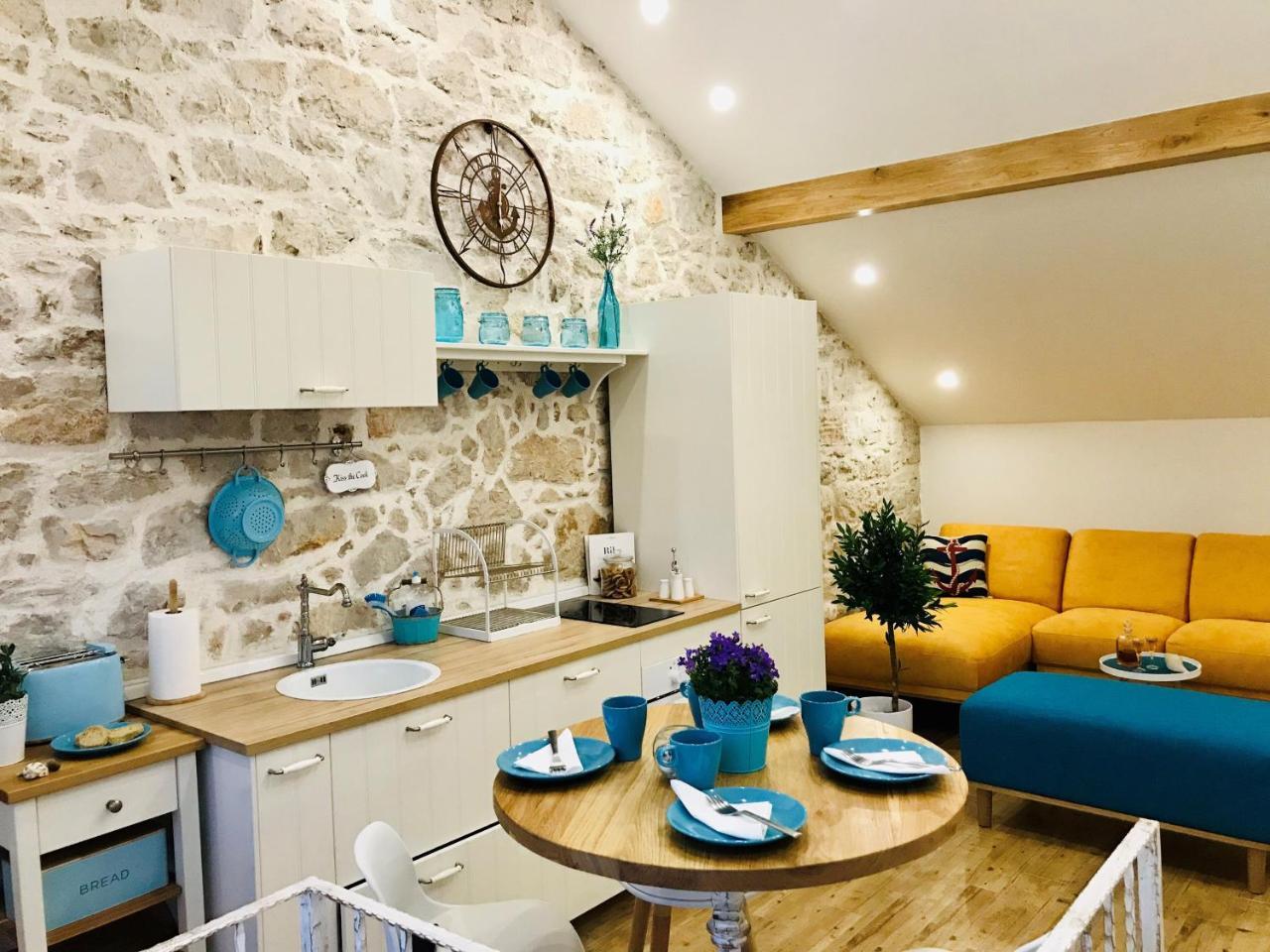 Apartman Bervida Murter Exterior foto