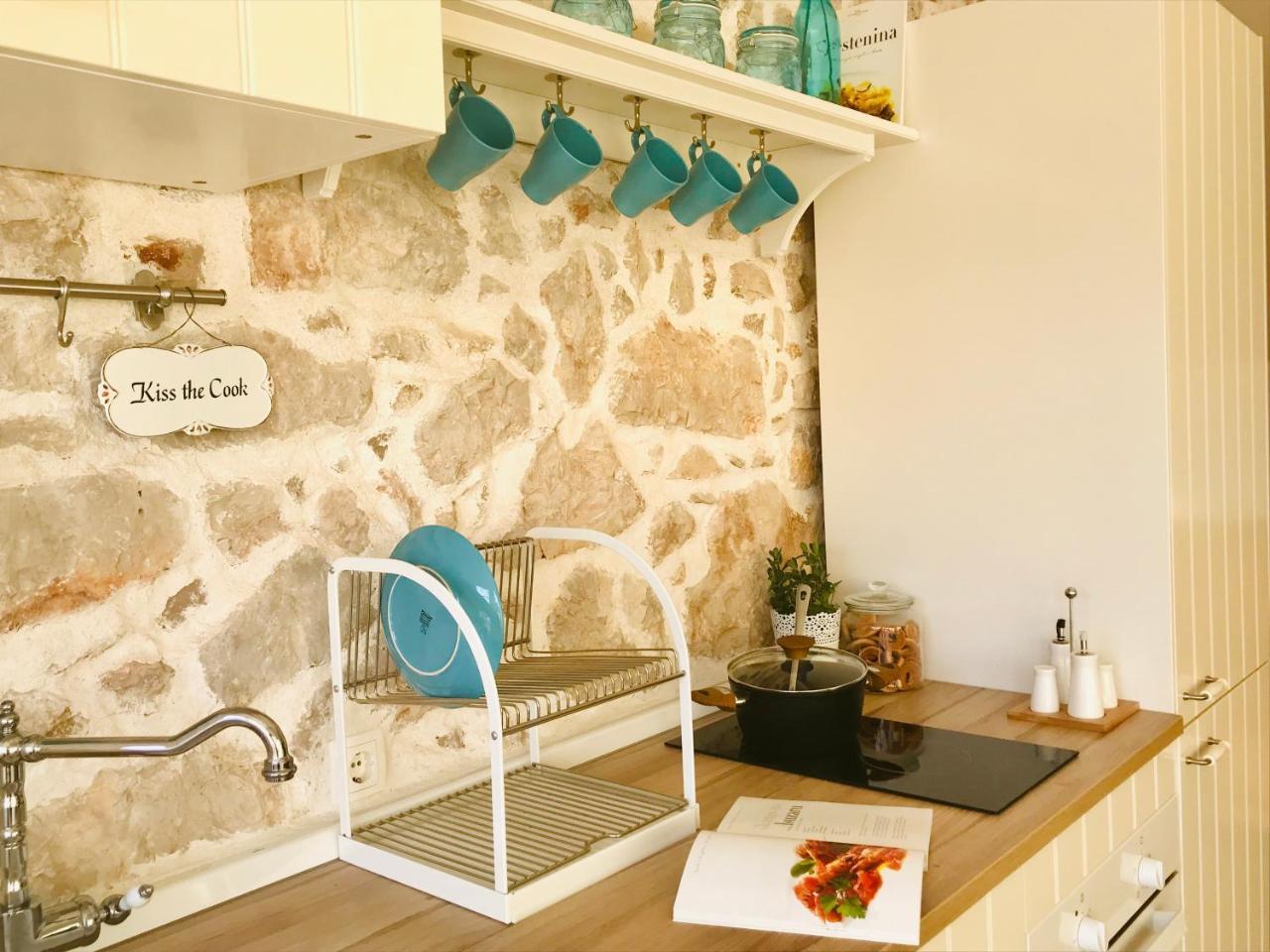 Apartman Bervida Murter Exterior foto